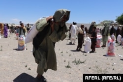 ملګرو ملتونو ویلي، په روان ژمي کې خلکو ته د مرستې رسولو بهیر روان دی.