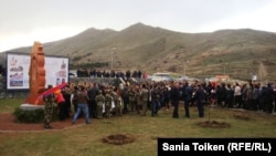 Армяндардың түріктер қолынан қаза тапқандарды еске алу рәсімі. Джермук. 24 сәуір 2015.