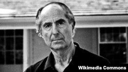 Philip Milton Roth