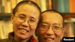 Liu Xiaobo və xanımı Liu Xia 