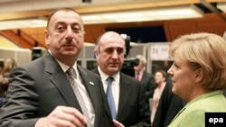 İ.Əliyev və A.Merkel