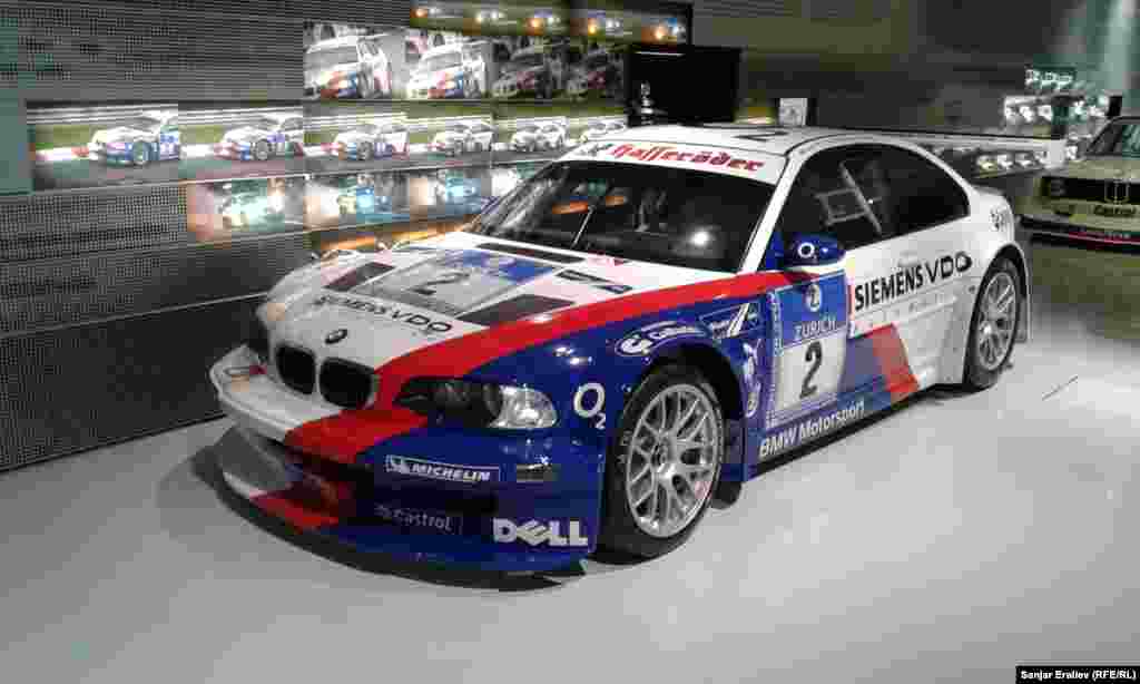 BMW M3 GTR modeli, 2004--cü il