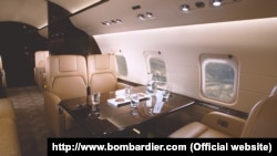 Интерьер самолета Bombardier Challenger 850. Иллюстративное фото